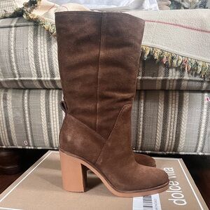 Dolce Vita Caddie Plush Brown Suede Boots Sz 7 NIB